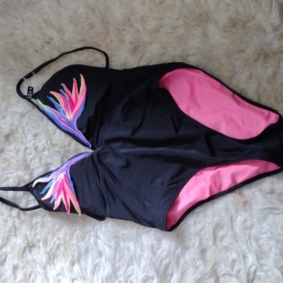 Pink and bordered one piece swimsuit - Picture 2 of 3